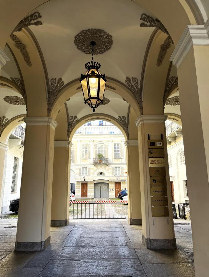 Corte Des Ambrois By Apartments To Art Turin Exterior photo